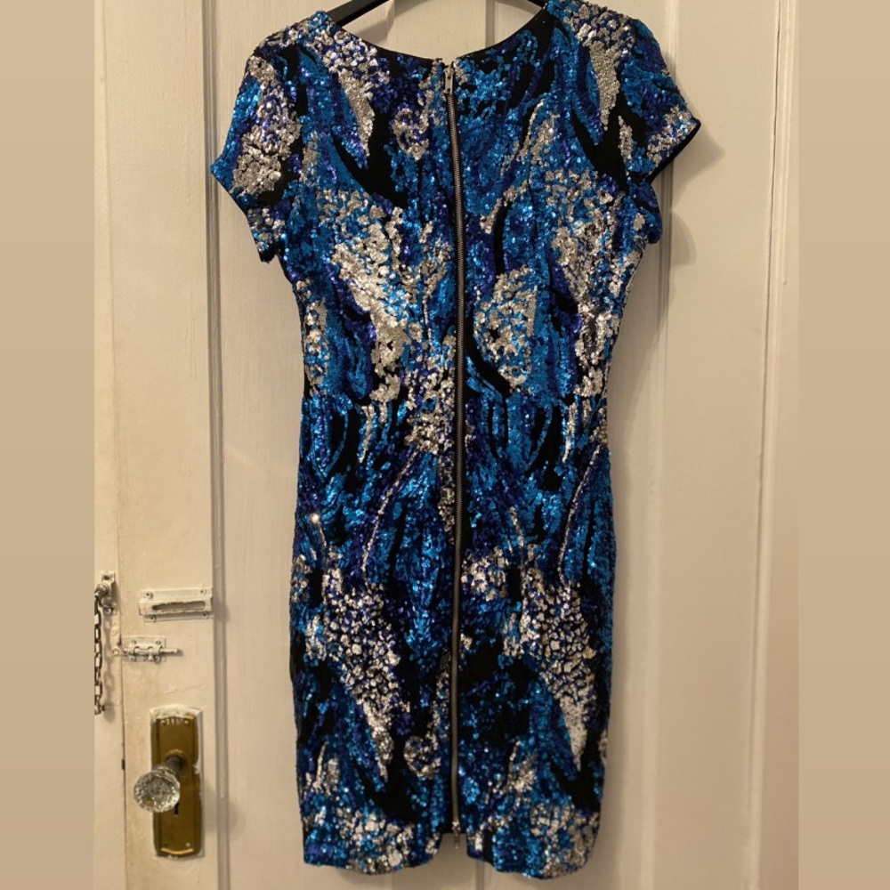Cache sequin dress - Picture 3 of 4